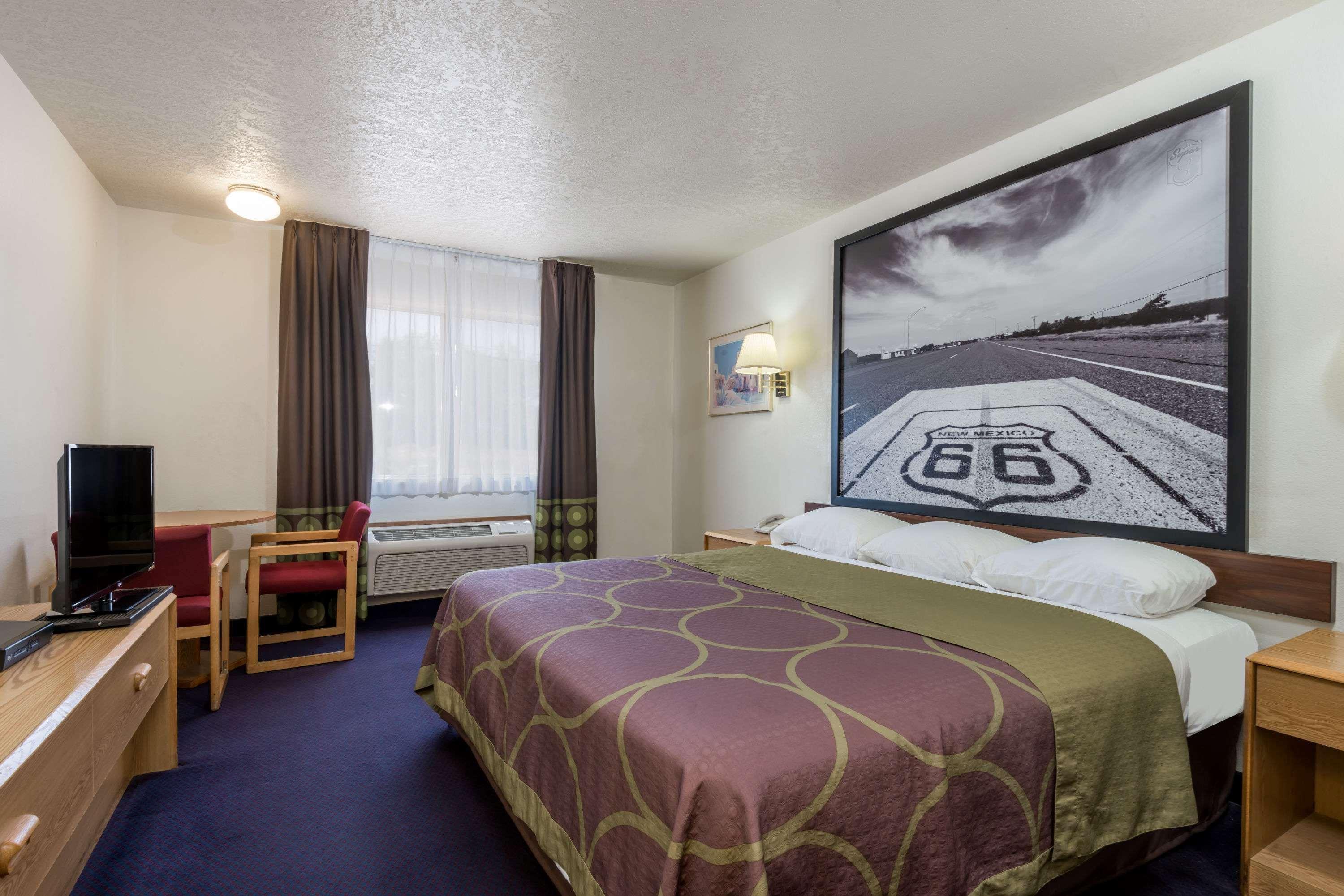 Super 8 By Wyndham Bernalillo Ξενοδοχείο Εξωτερικό φωτογραφία
