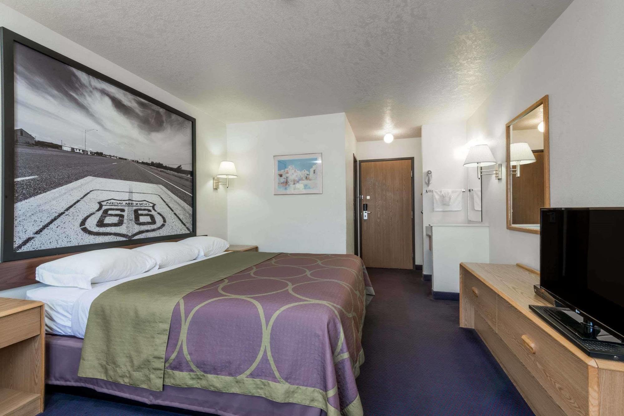 Super 8 By Wyndham Bernalillo Ξενοδοχείο Εξωτερικό φωτογραφία